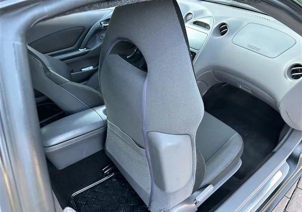 Toyota Celica cena 37900 przebieg: 202193, rok produkcji 2003 z Garwolin małe 781
